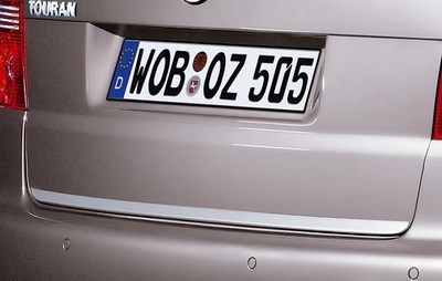 Накладка на кромку крышки багажника (нерж.) 1 шт. VW TOURAN 2003 - 2009 ― PEARPLUS.ru